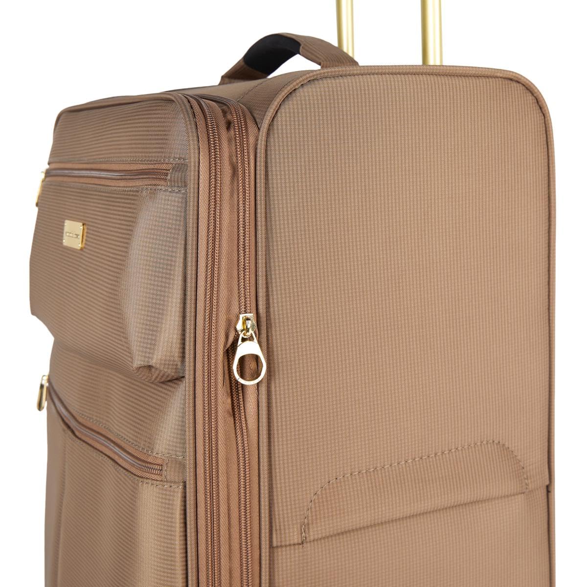 Samantha Brown Lightweight 26" Spinner